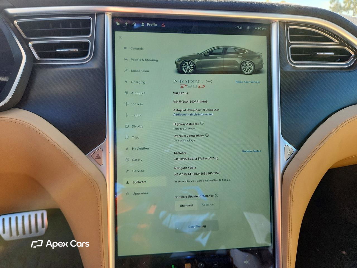 Tesla Model S 2015