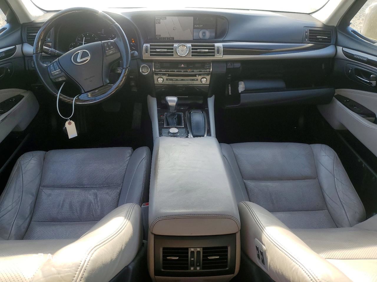 Lexus LS 2015