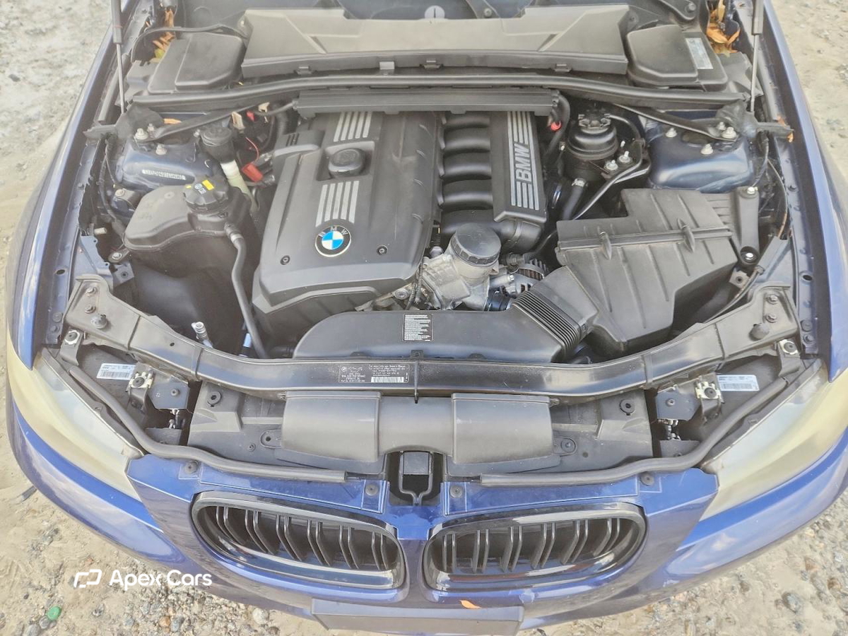 BMW Series 3 2011