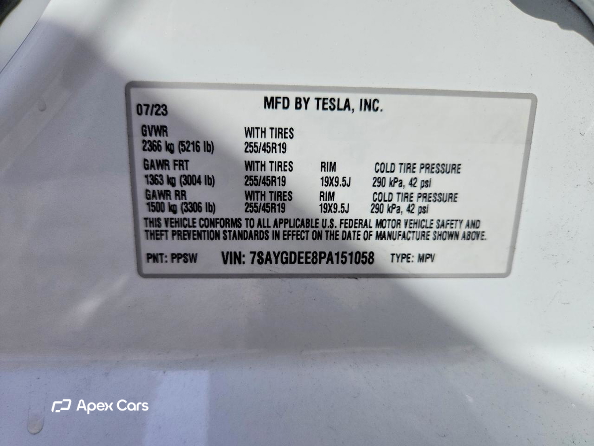 Tesla Model Y 2023