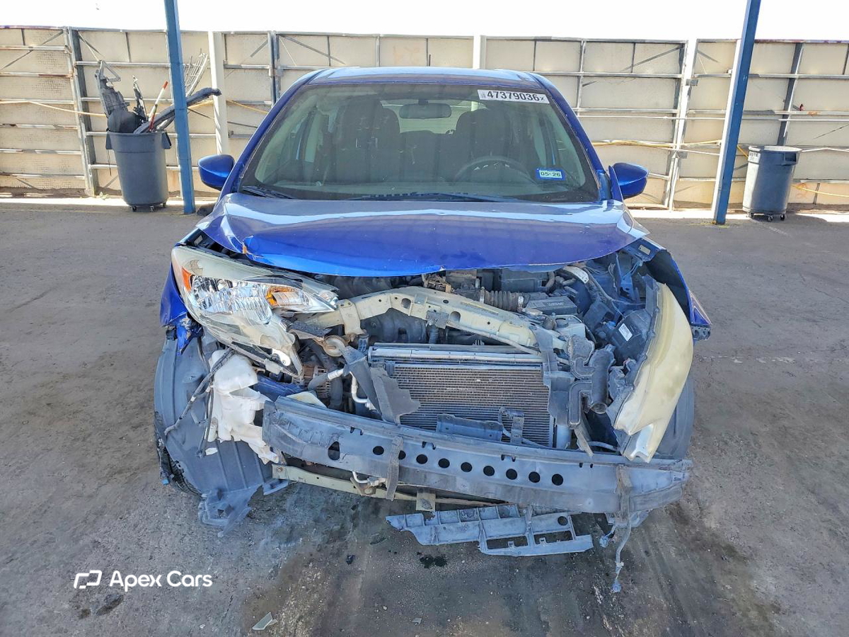 Nissan Versa 2016