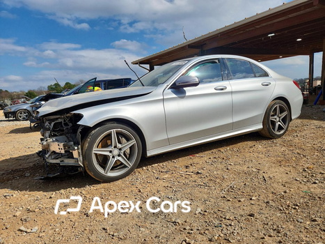 Mercedes-Benz  2015 - Image 1 of 14