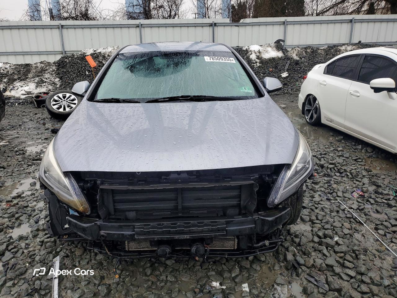 Hyundai  2016