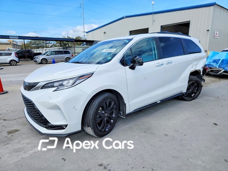 Toyota Sienna 2024 - Image 1 of 14