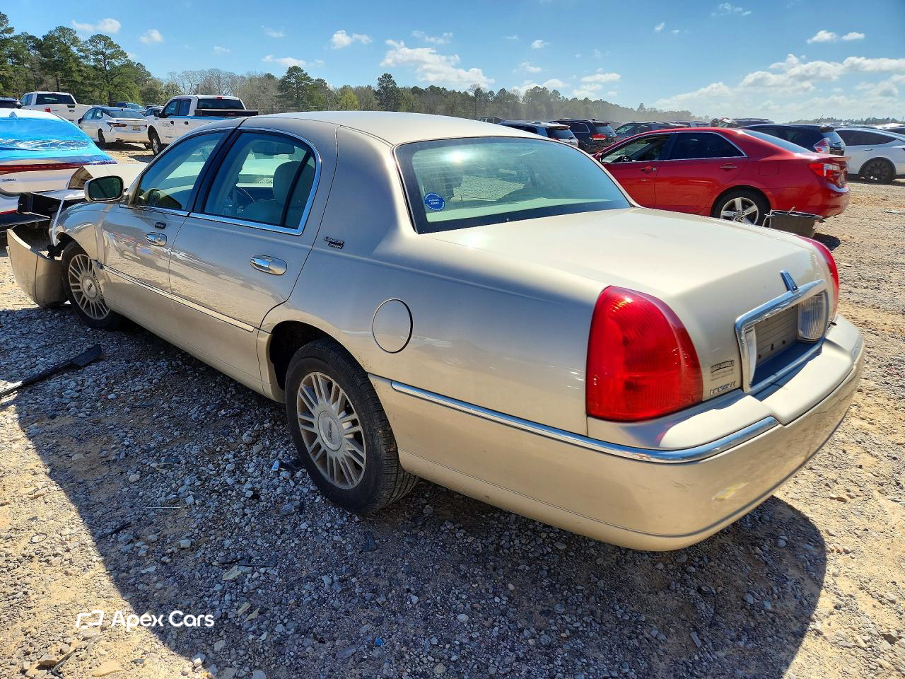Lincoln Town Car 2010