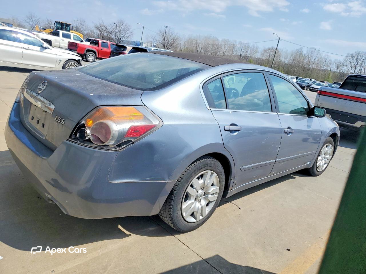 Nissan Altima 2010