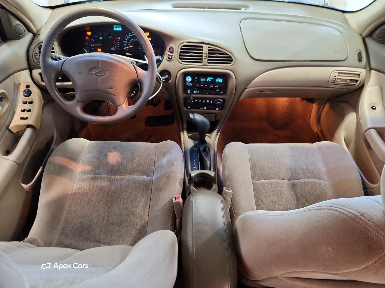 Oldsmobile Intrigue 2002