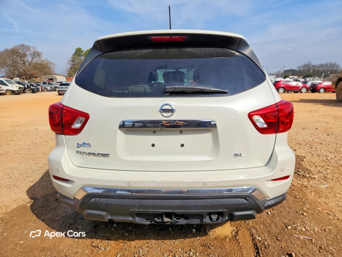 Nissan Pathfinder 2017