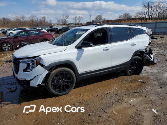 GMC Terrain 2022 - Image 1 of 13