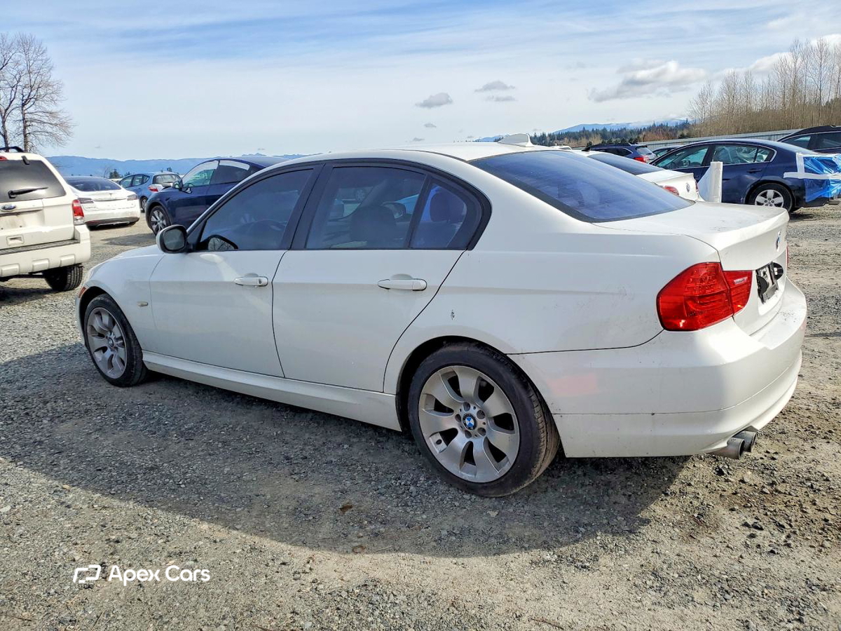 BMW Series 3 2011