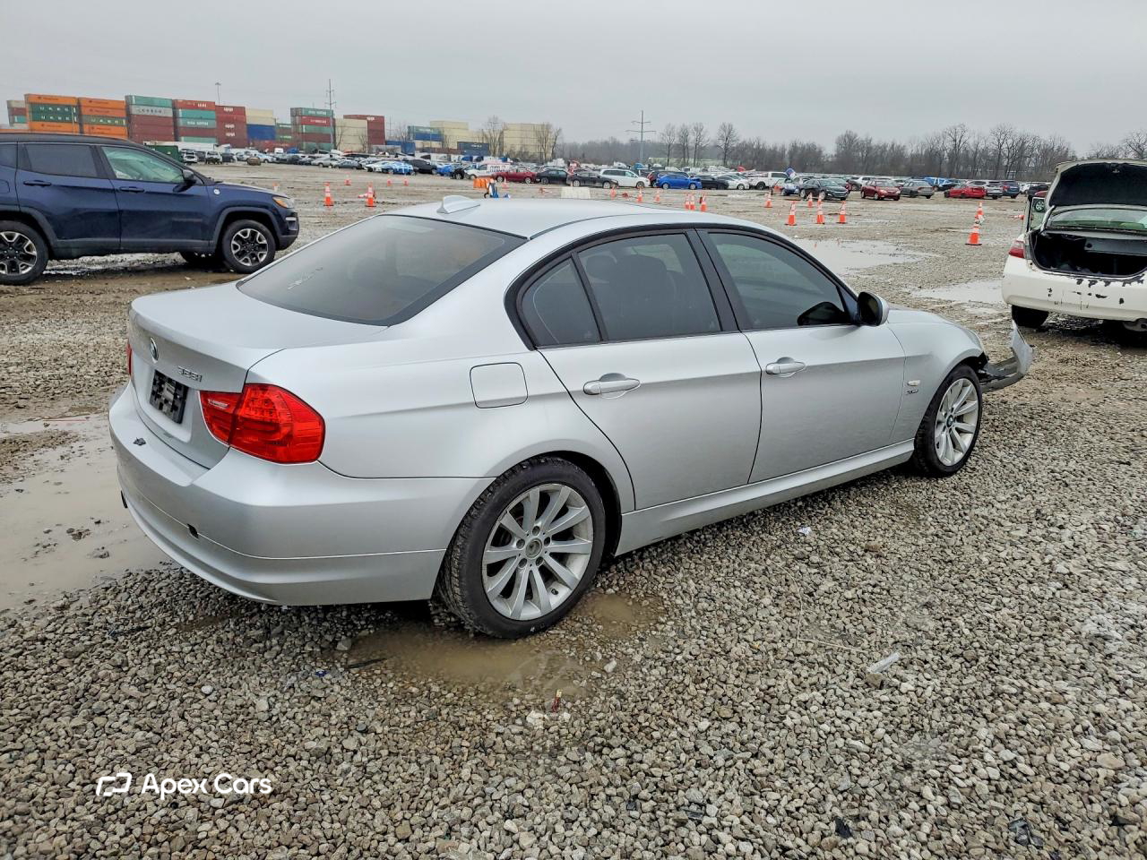 BMW Series 3 2011