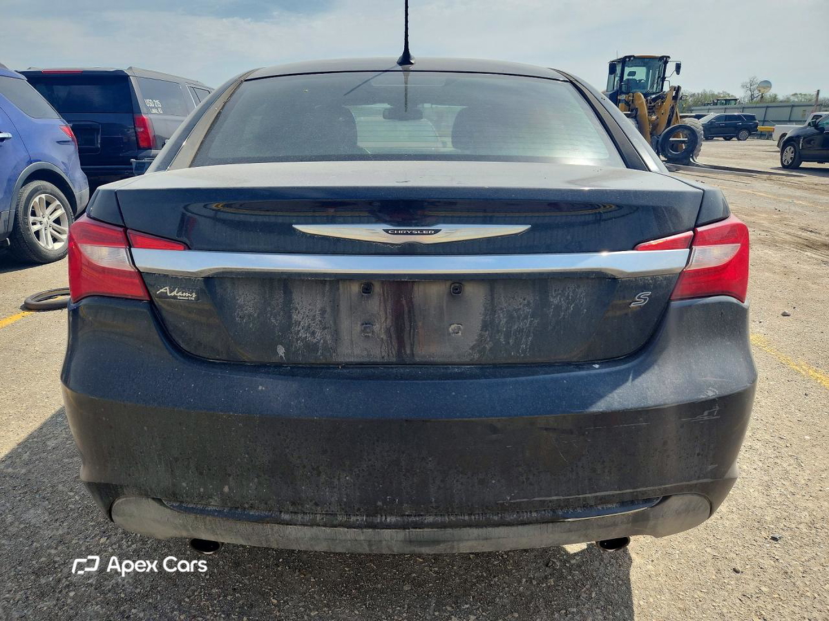 Chrysler 200 2013
