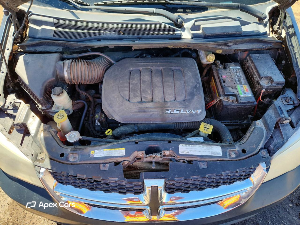 Dodge Caravan 2011