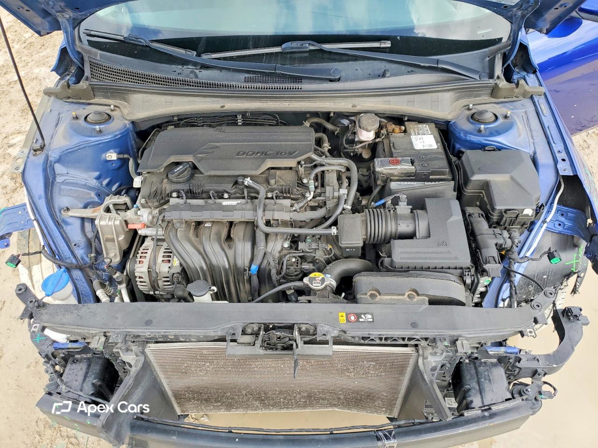 Hyundai Elantra 2021