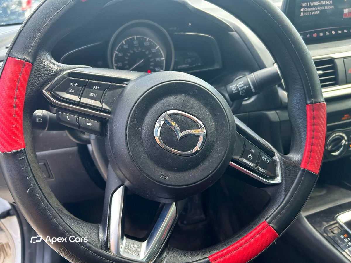 Mazda 3 2018