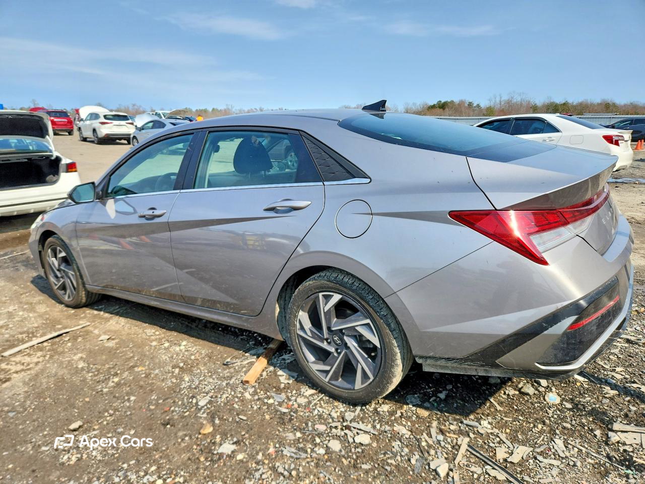 Hyundai Elantra 2025