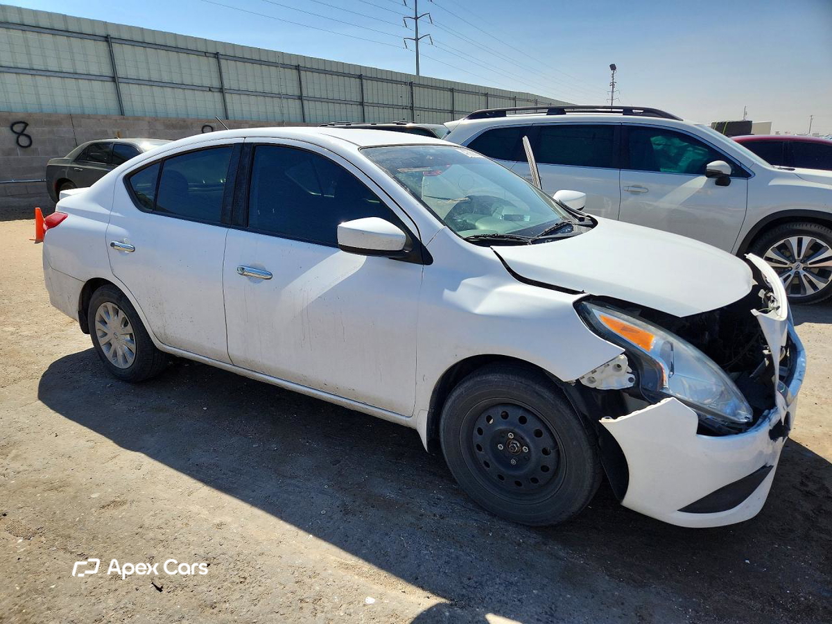 Nissan Versa 2019