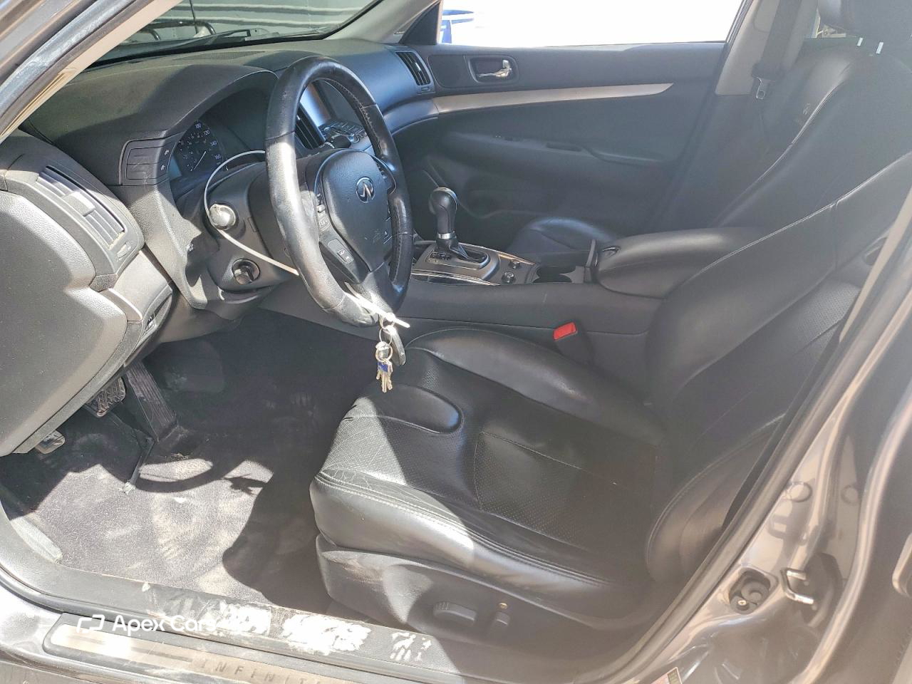 Infiniti G 2012