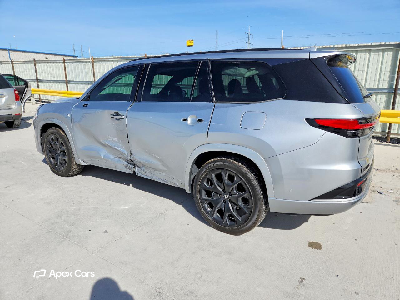 Lexus TX 2025