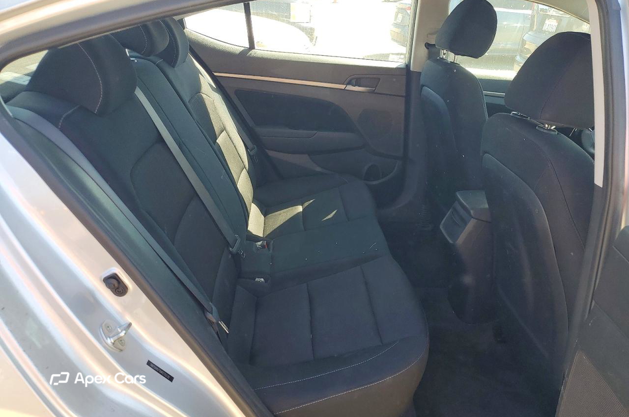 Hyundai Elantra 2018