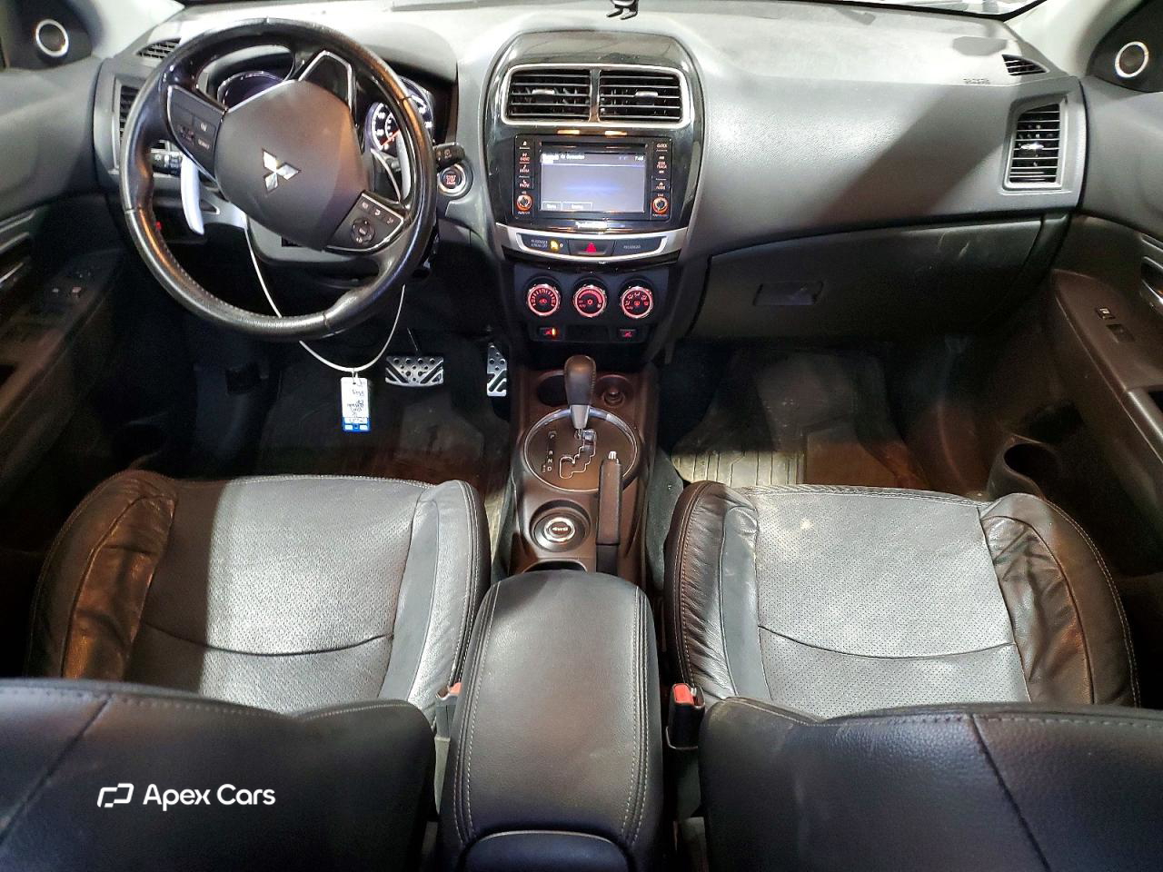 Mitsubishi Outlander 2016