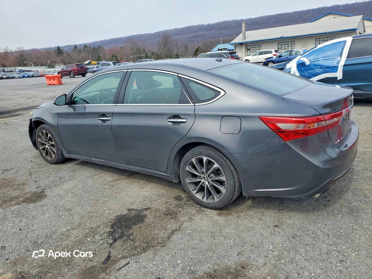 Toyota Avalon 2016