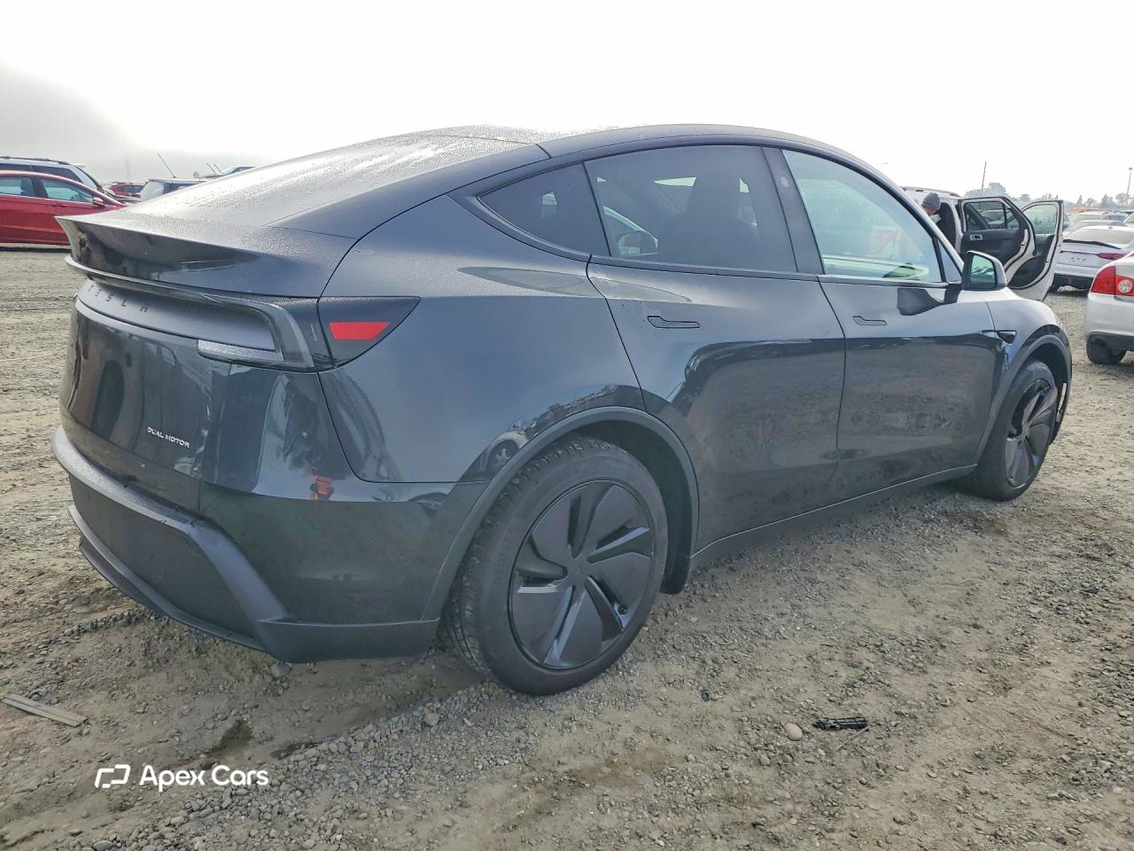 Tesla Model Y 2026