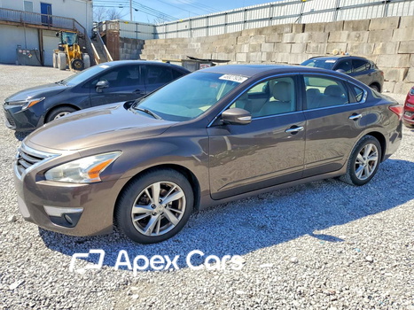 Nissan Altima 2013 - Image 1 of 12