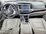Toyota Highlander 2015