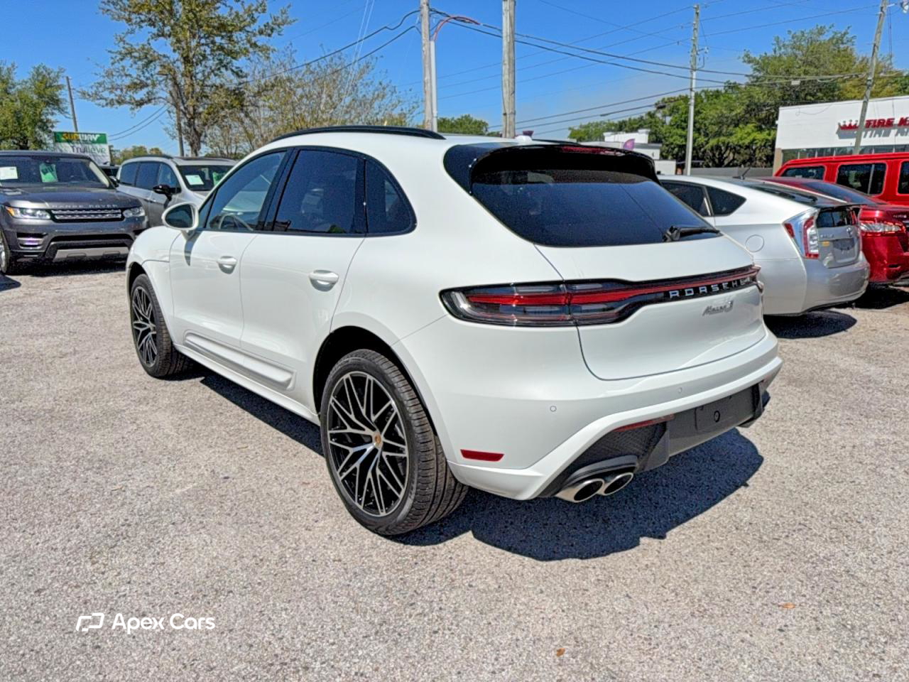 Porsche Macan 2025