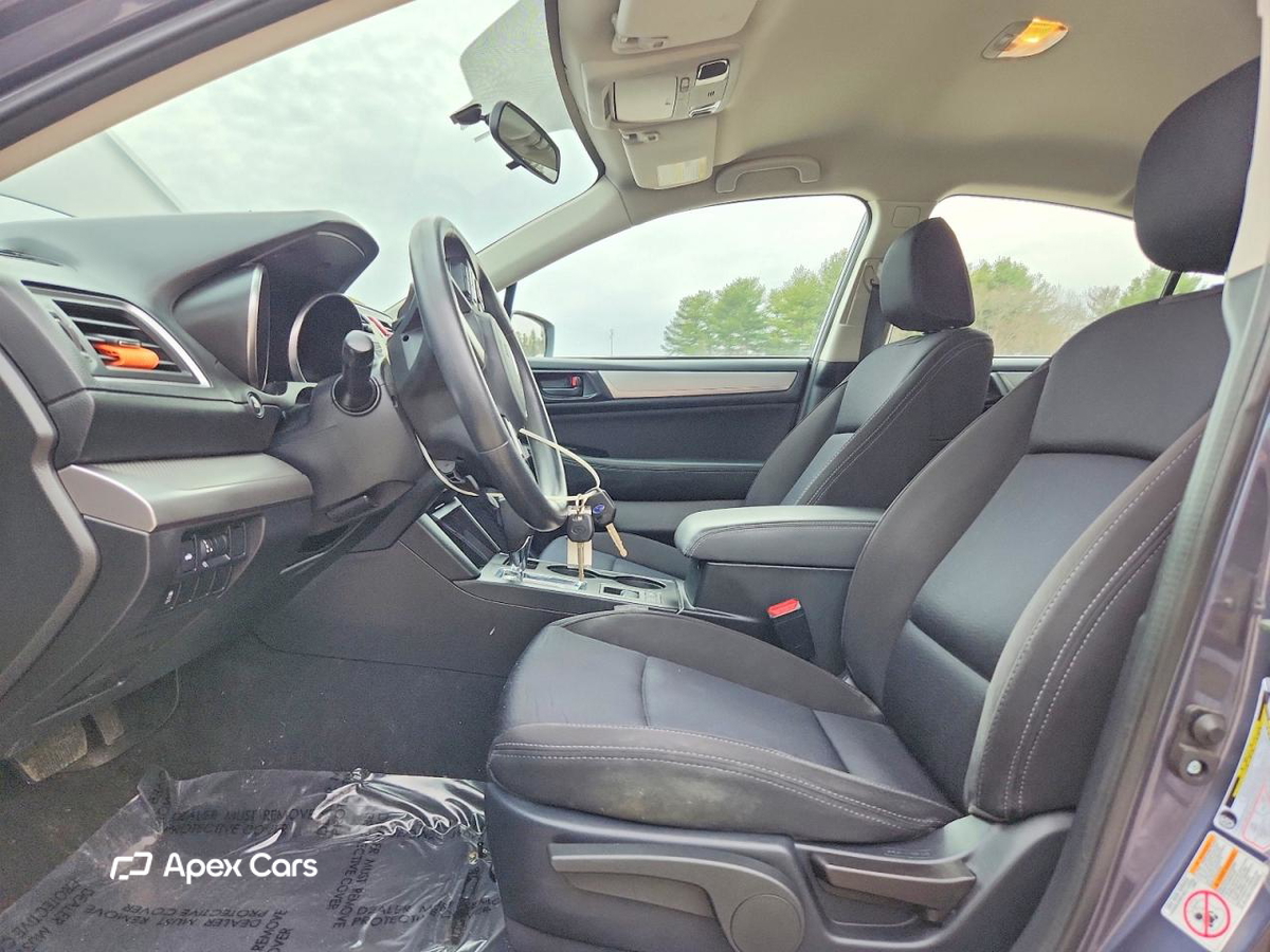 Subaru Legacy 2015
