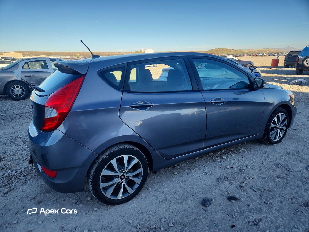 Hyundai Accent 2015