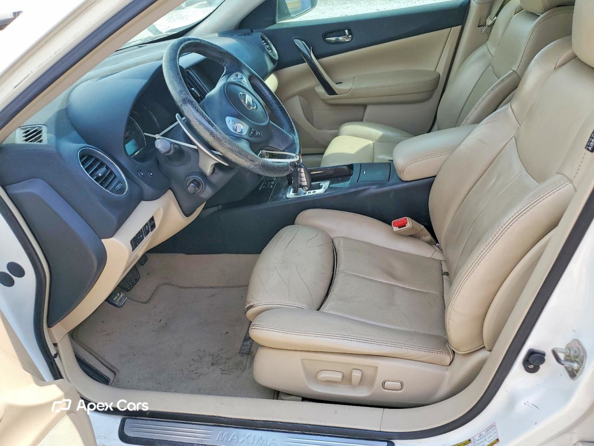 Nissan Maxima 2012
