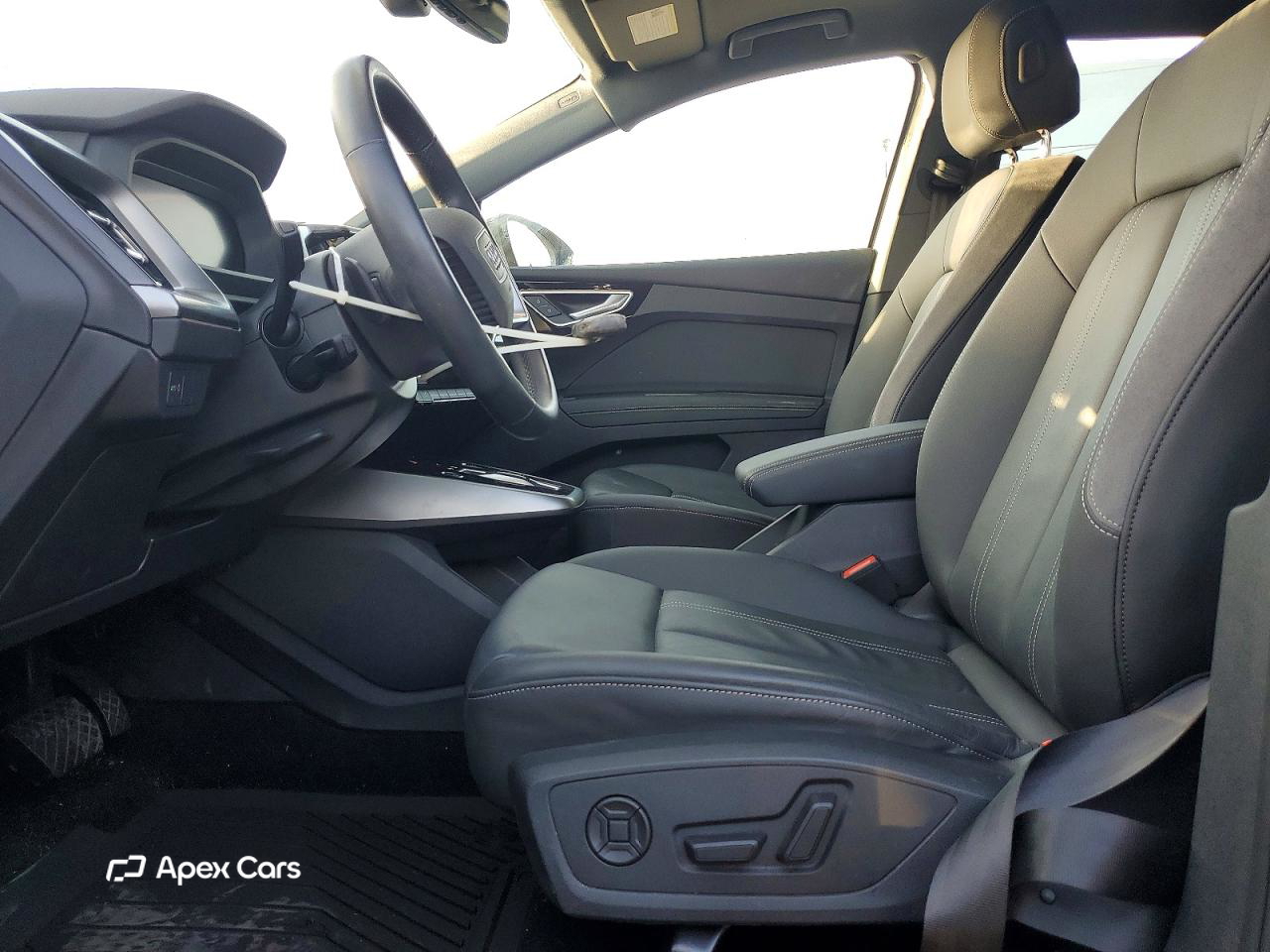 Audi Q4 e-tron 2024