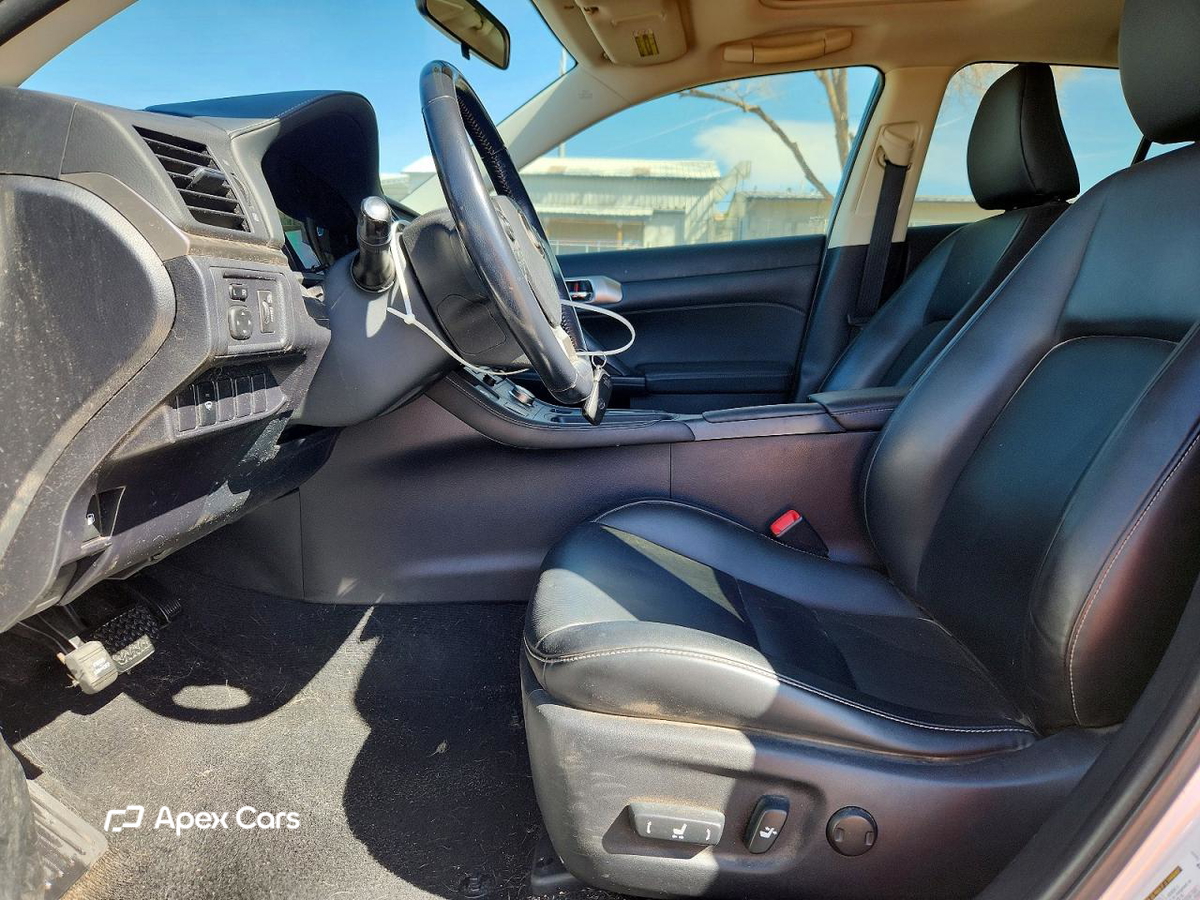 Lexus CT 2015