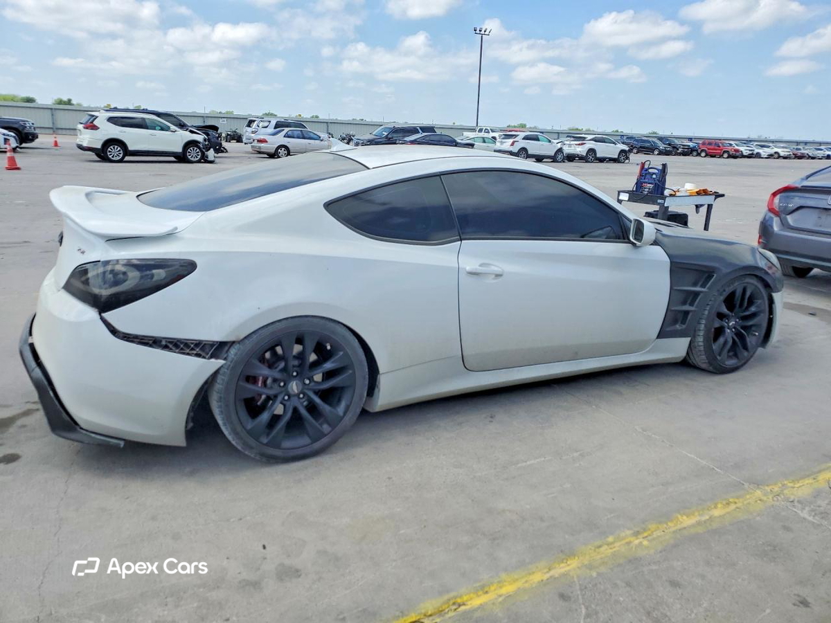 Hyundai Genesis 2013