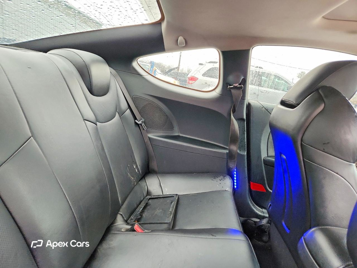 Hyundai Genesis 2012