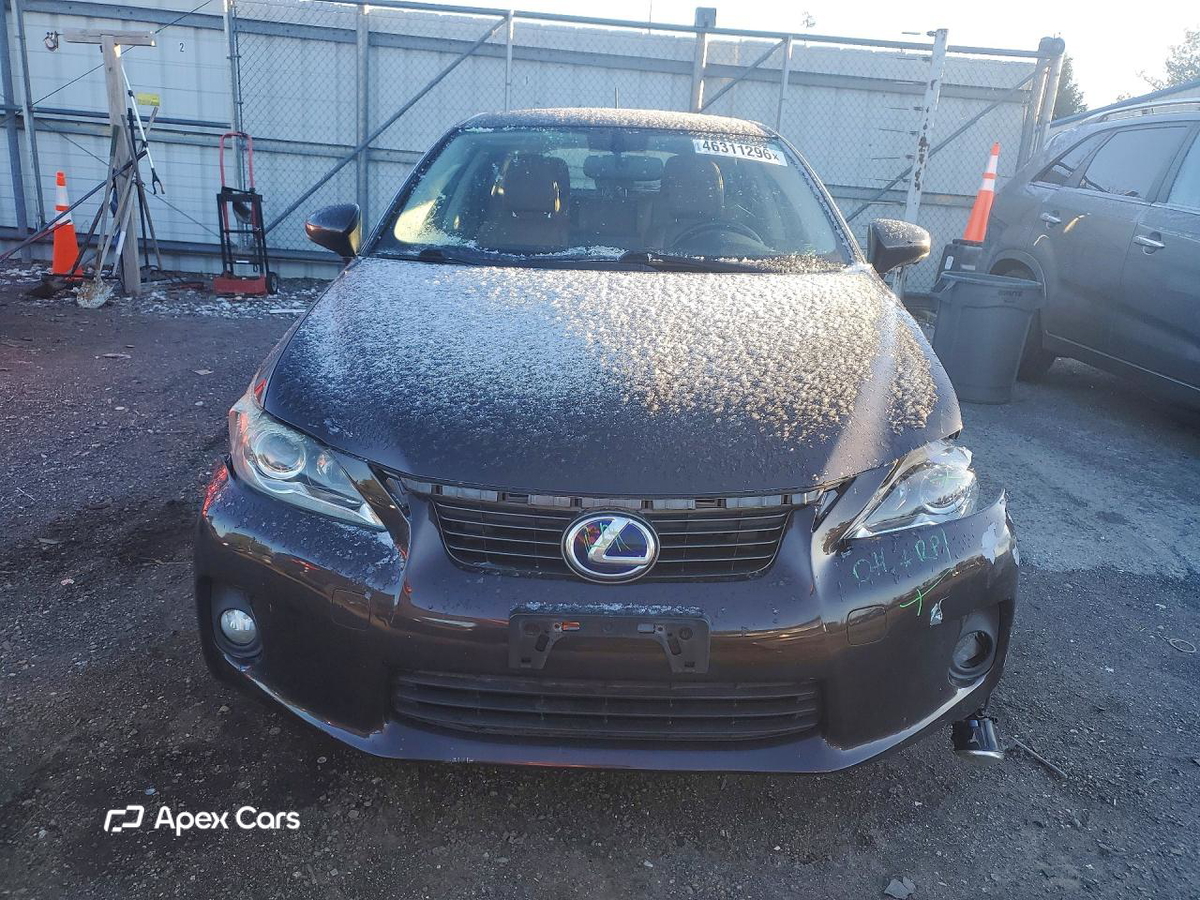 Lexus CT 2013