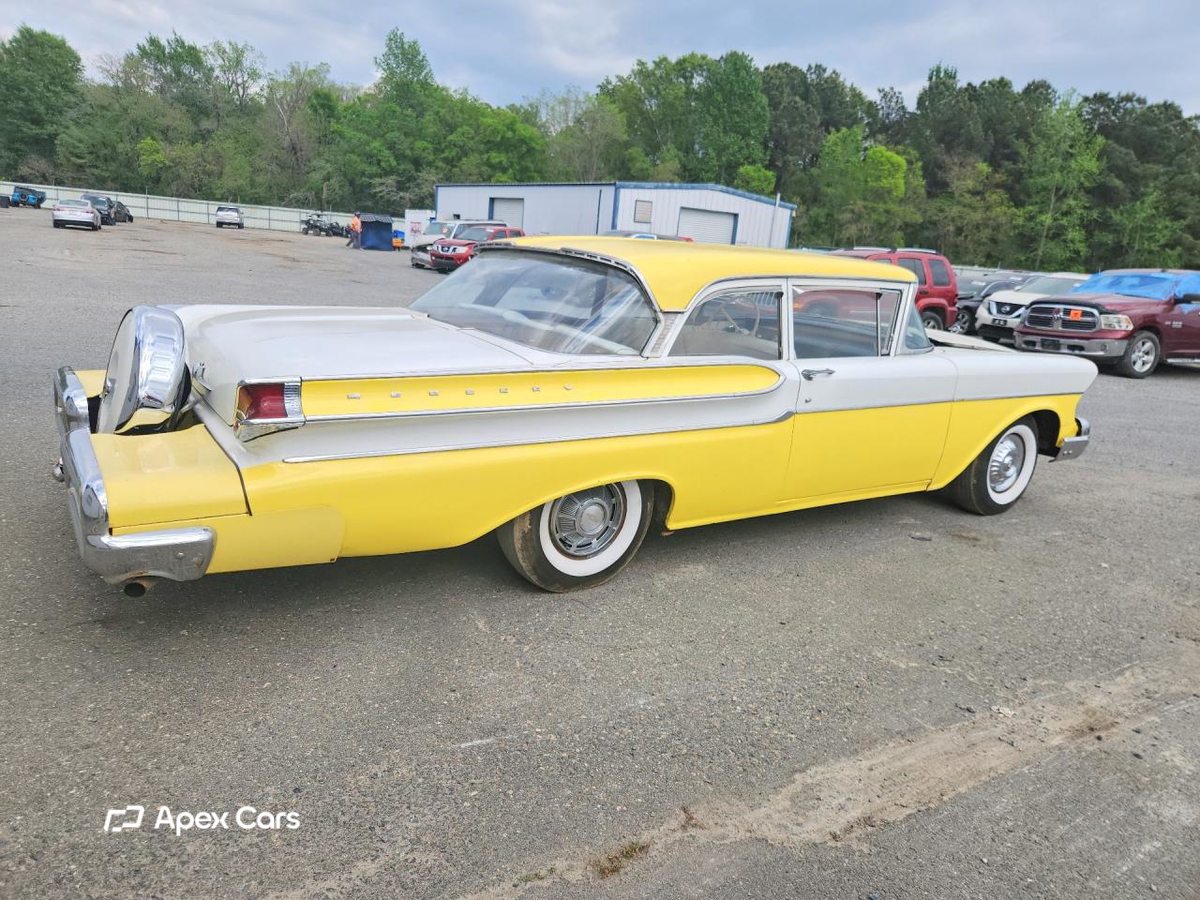 Mercury Monterey 1957