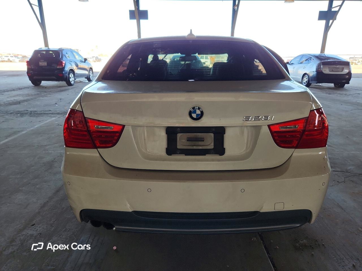 BMW Series 3 2011