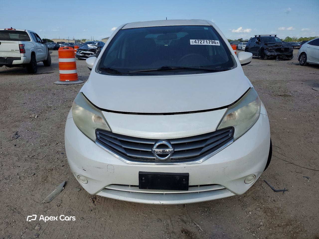Nissan Versa 2015
