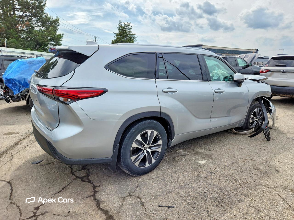 Toyota Highlander 2021