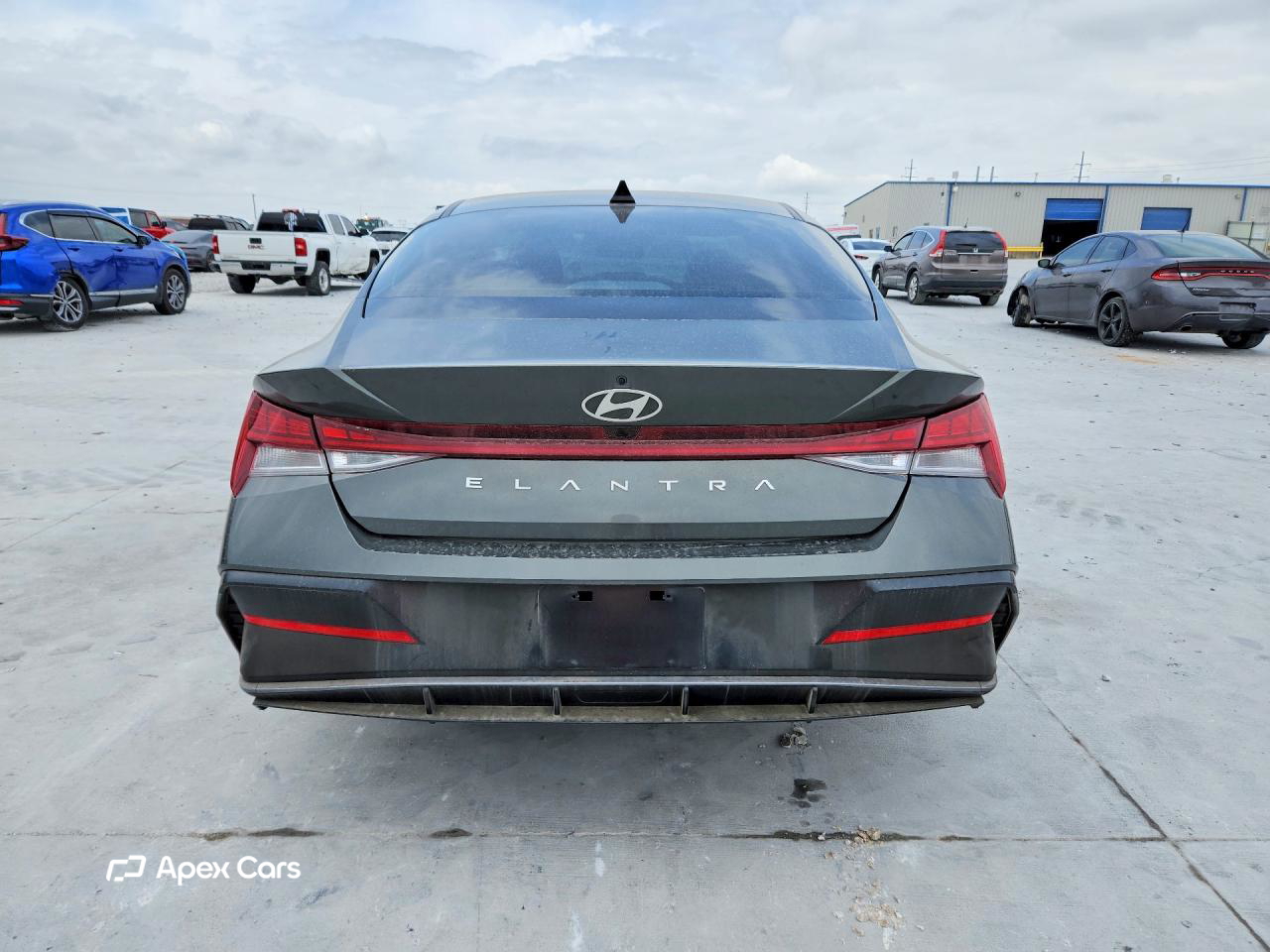 Hyundai Elantra 2024