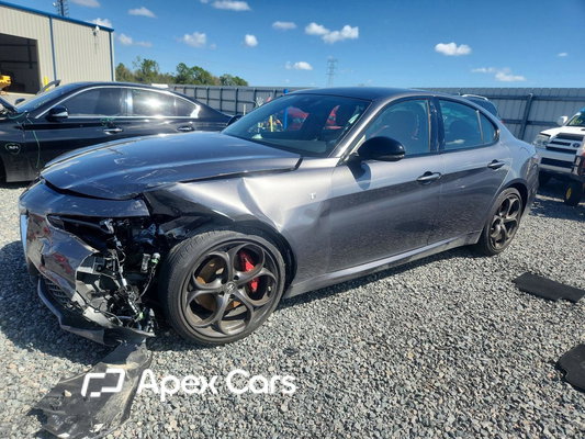 Alfa Romeo Giulia 2024 - Image 1 of 13