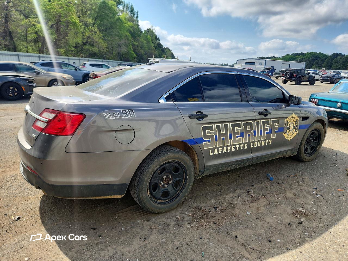 Ford Taurus 2017