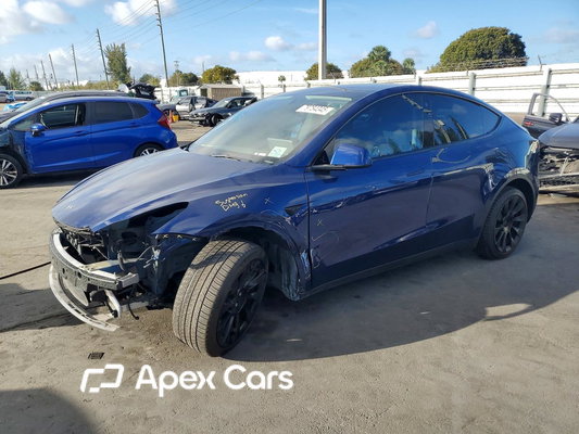 Tesla Model Y 2022 - Image 1 of 5