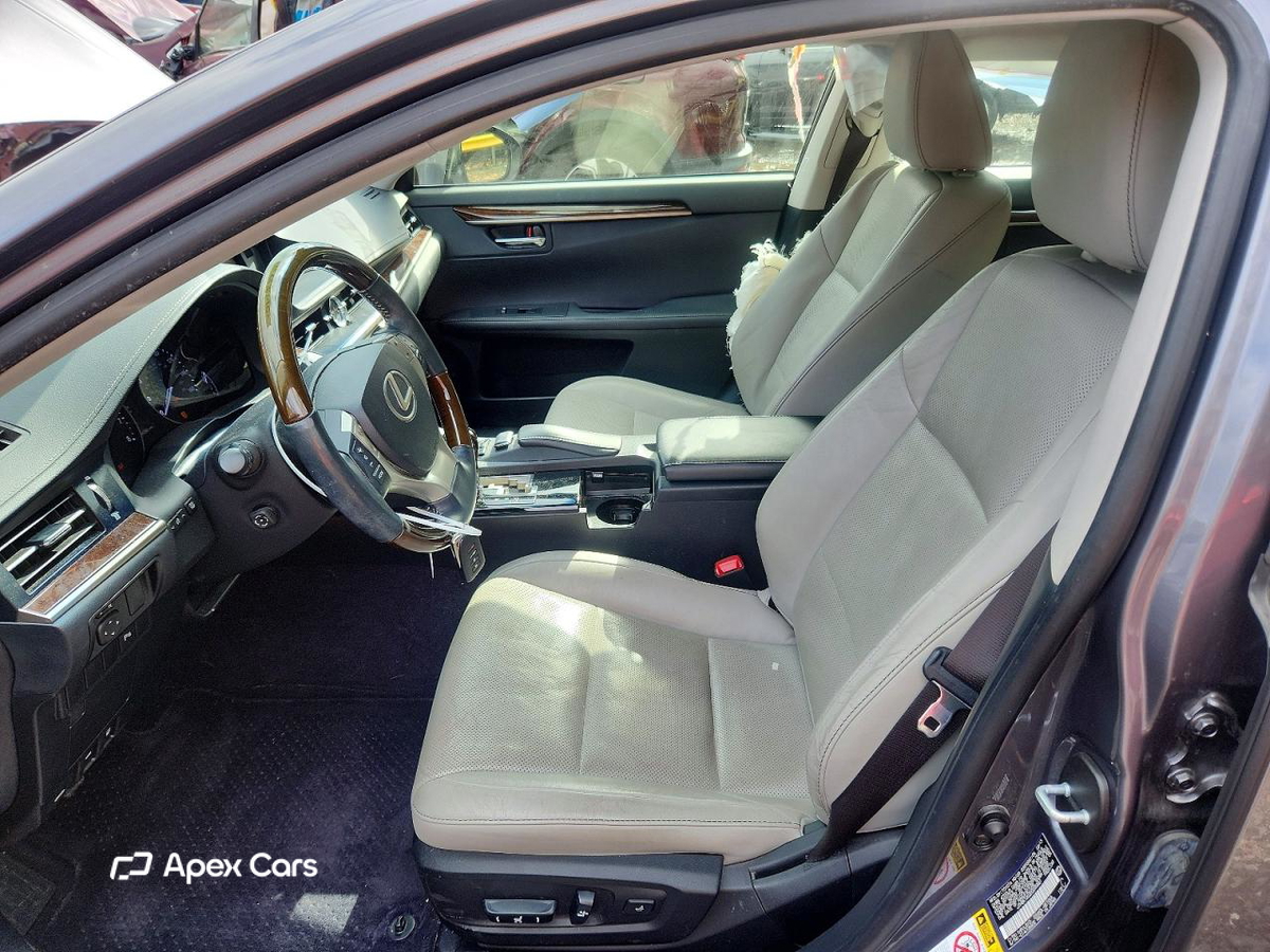 Lexus ES 2013