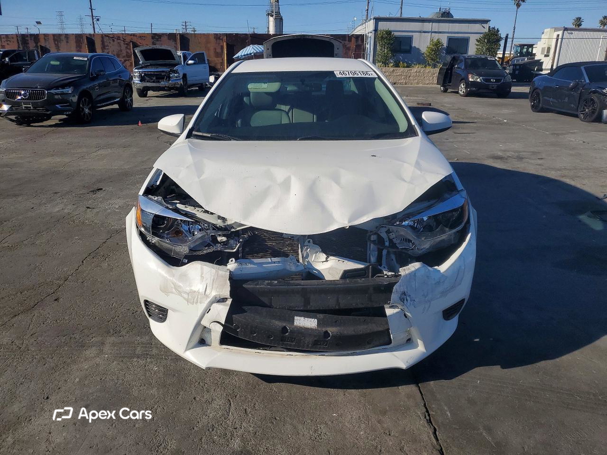 Toyota Corolla 2015