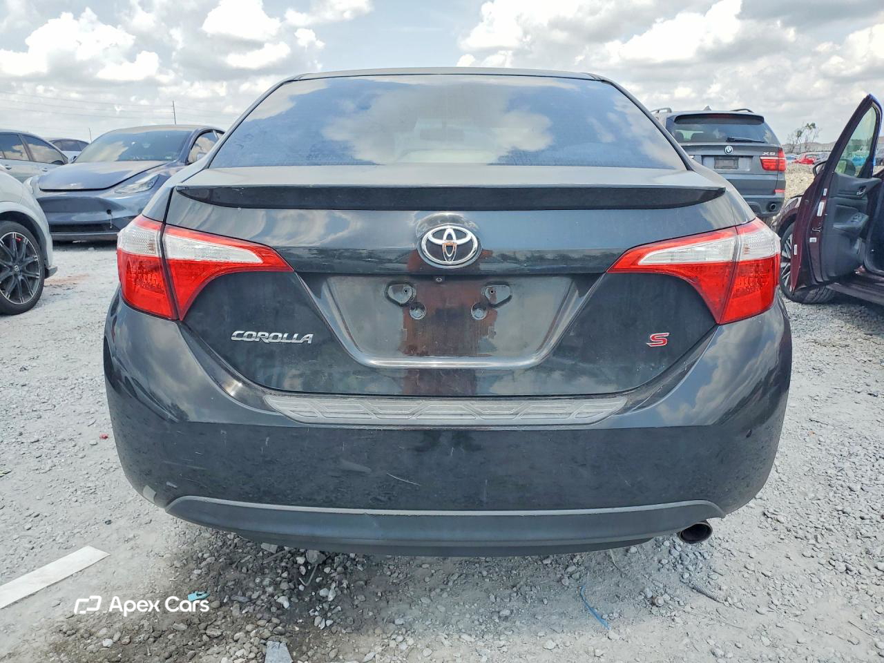 Toyota Corolla 2015
