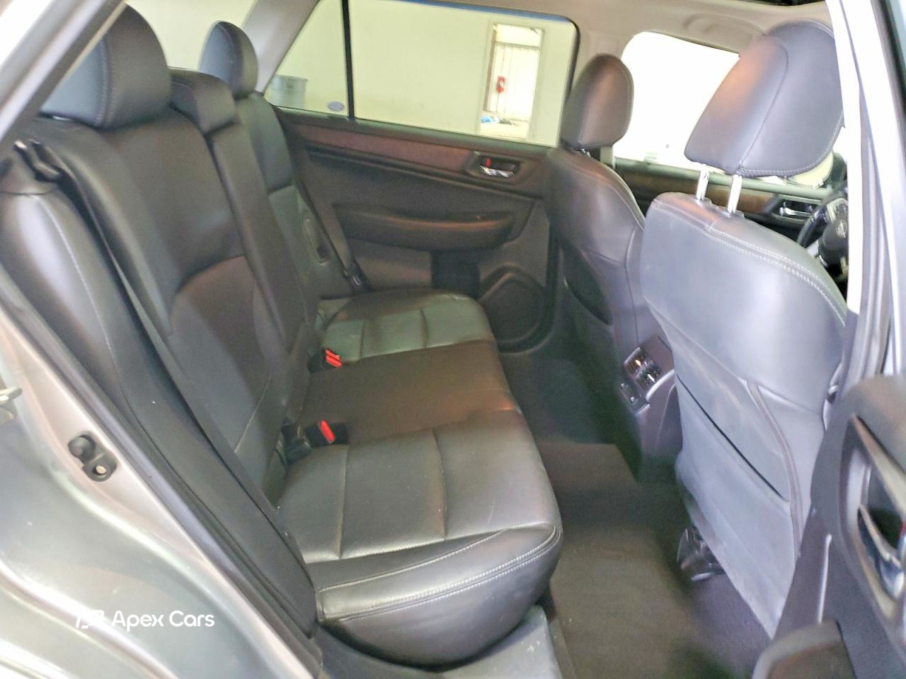 Subaru Outback 2016